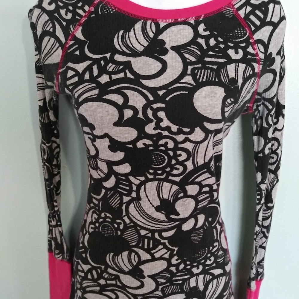 Graphic Print Long Sleeve Shirt